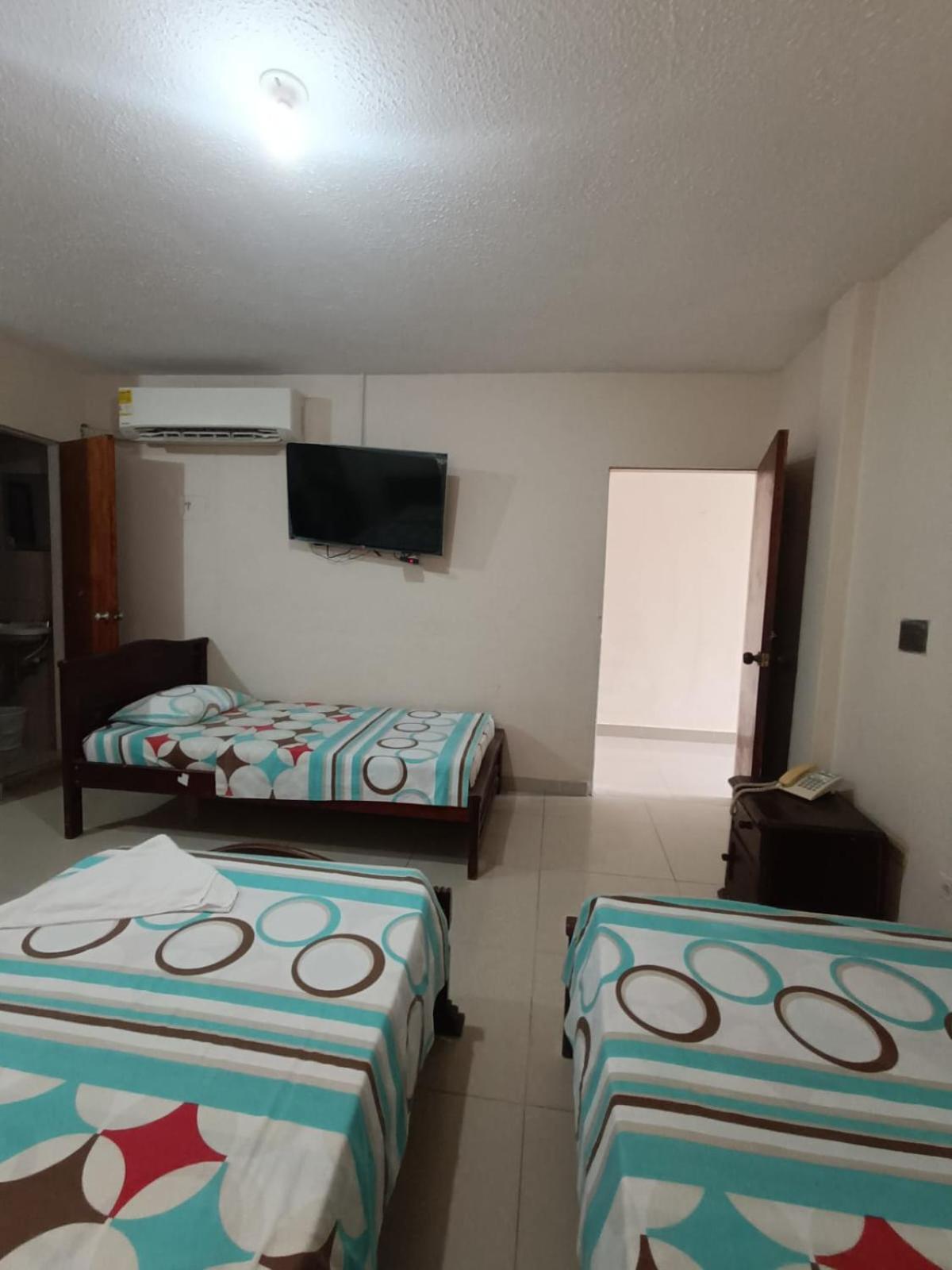 Hotel Granada Inn Барранкилья Экстерьер фото