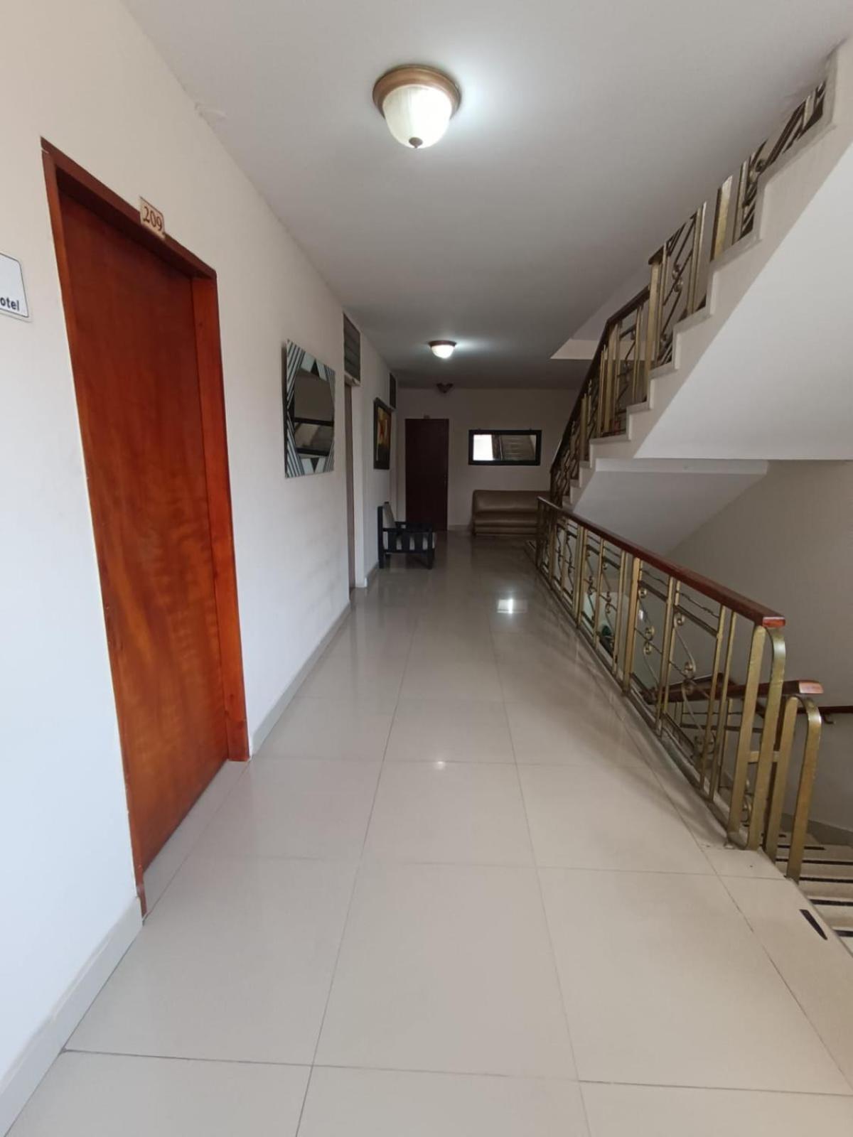 Hotel Granada Inn Барранкилья Экстерьер фото